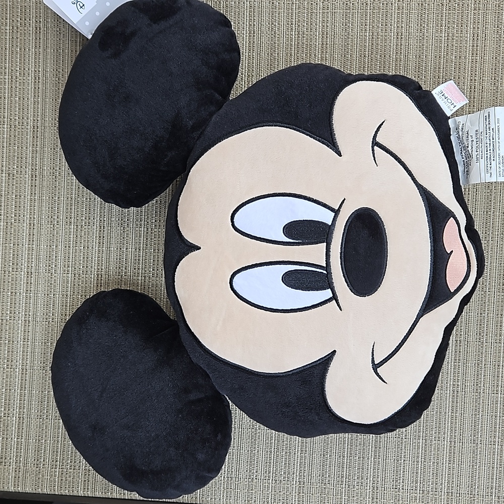 MICKEY MOUSE CUSHION